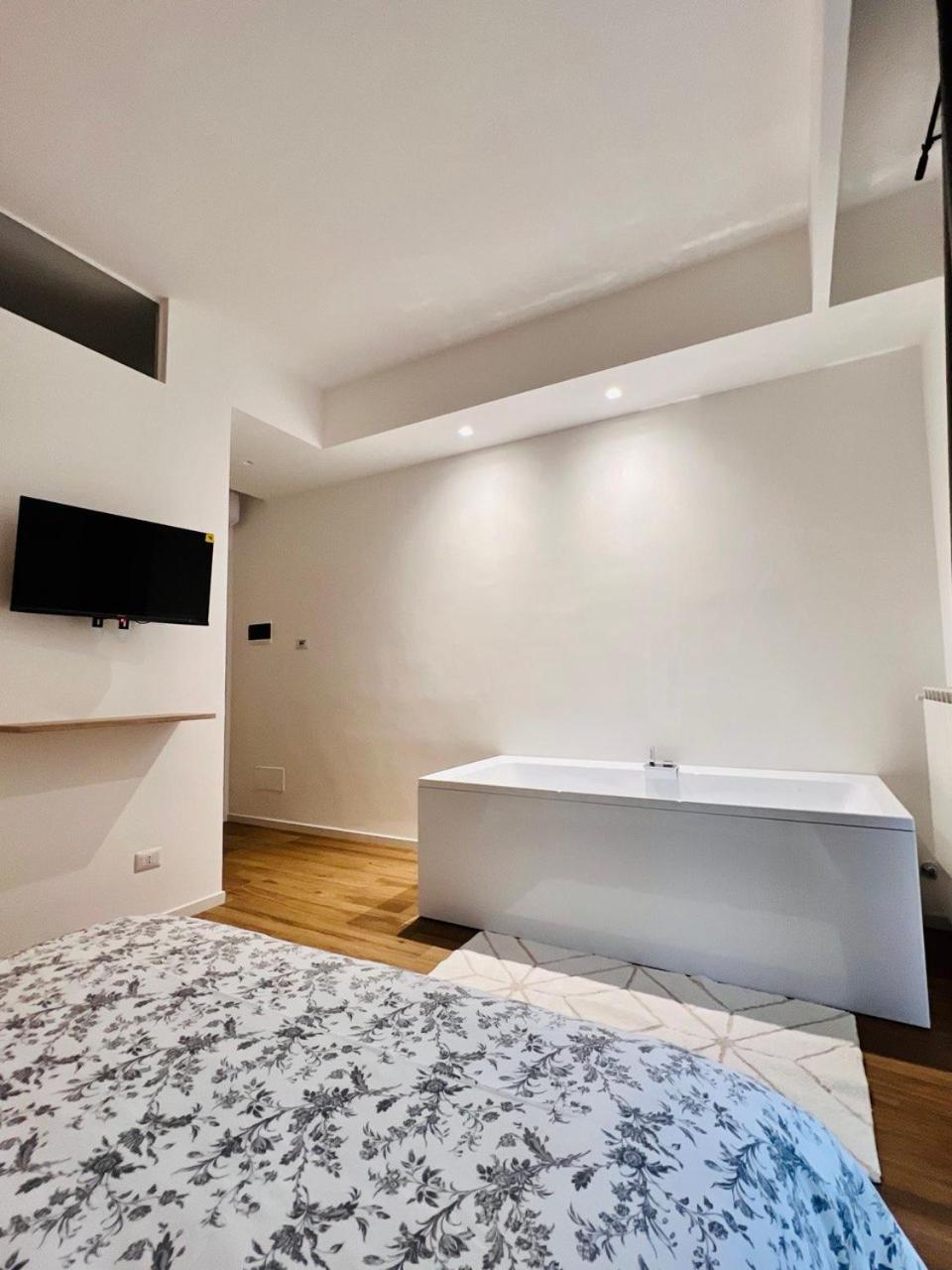 Finella Charming Rooms Bari Zewnętrze zdjęcie